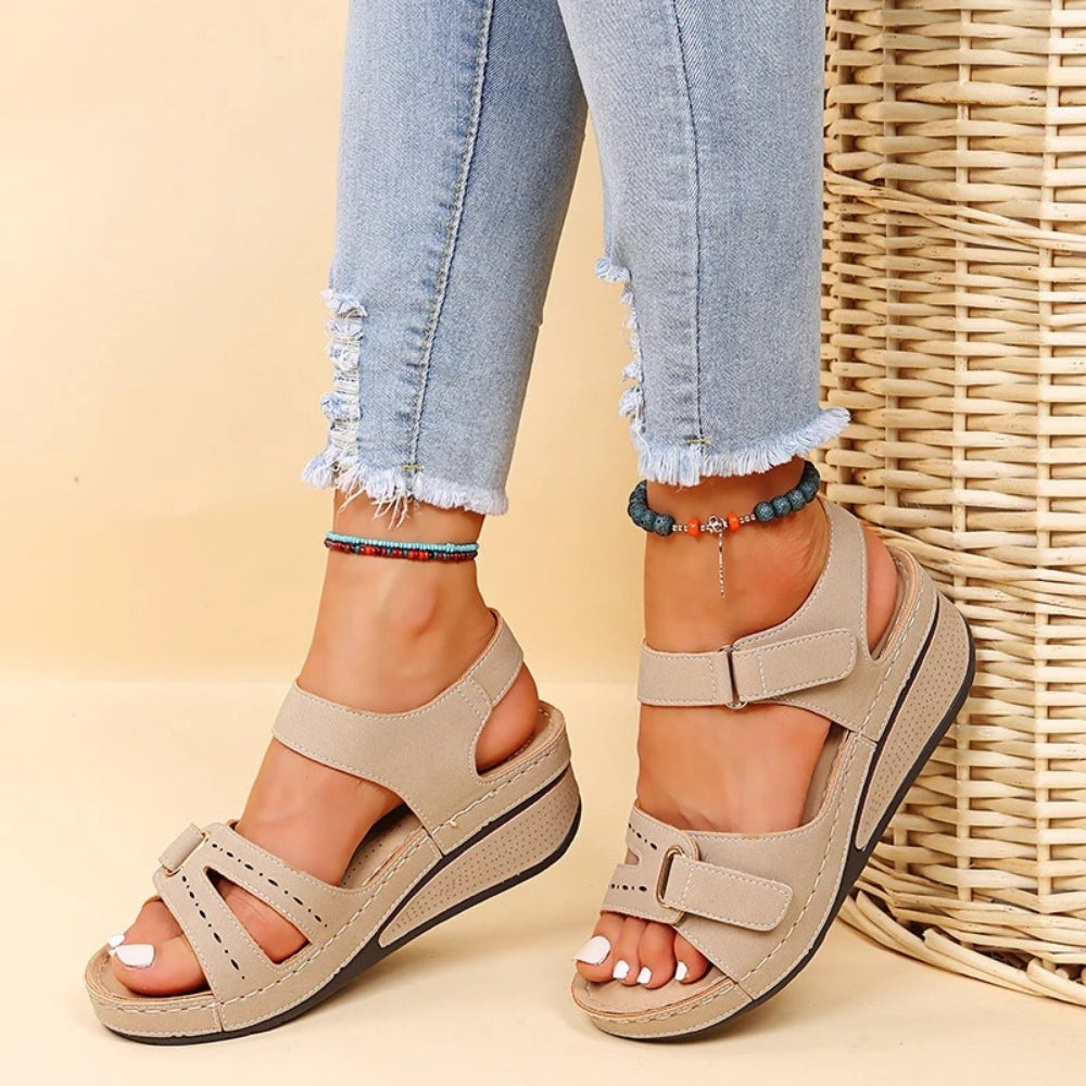 Bequeme Sommer-Sandalen mit sicherem Halt