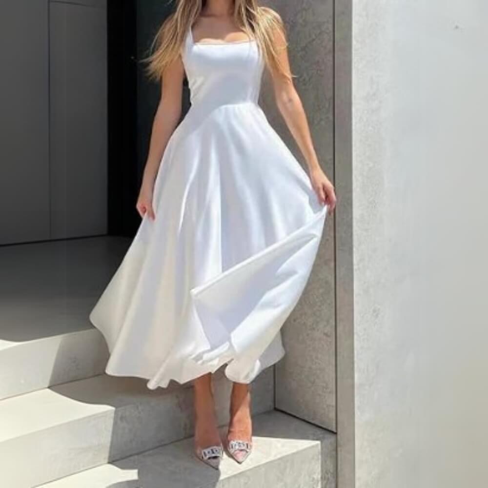 Midikleid Elegant Sommerlich – Tailliert mit Schwingendem Rock