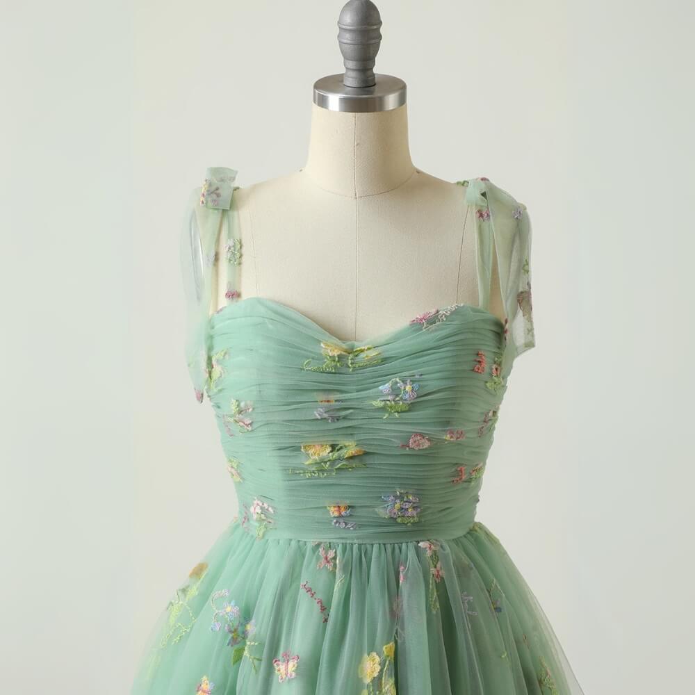 Partykleid Elegant Knielang – Schulterfrei Abendkleid für festliche Anlässe