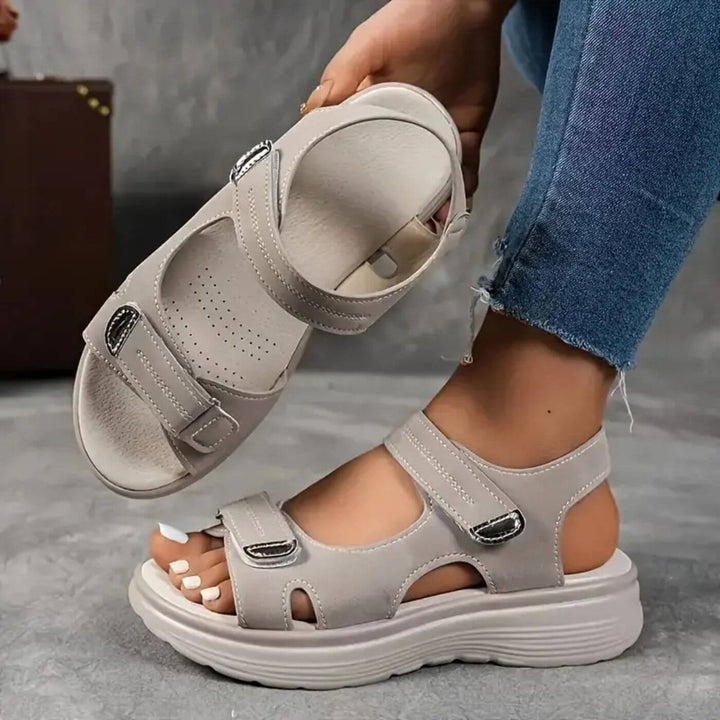 Hilde™ – Bequeme Orthopädische Keilsandalen