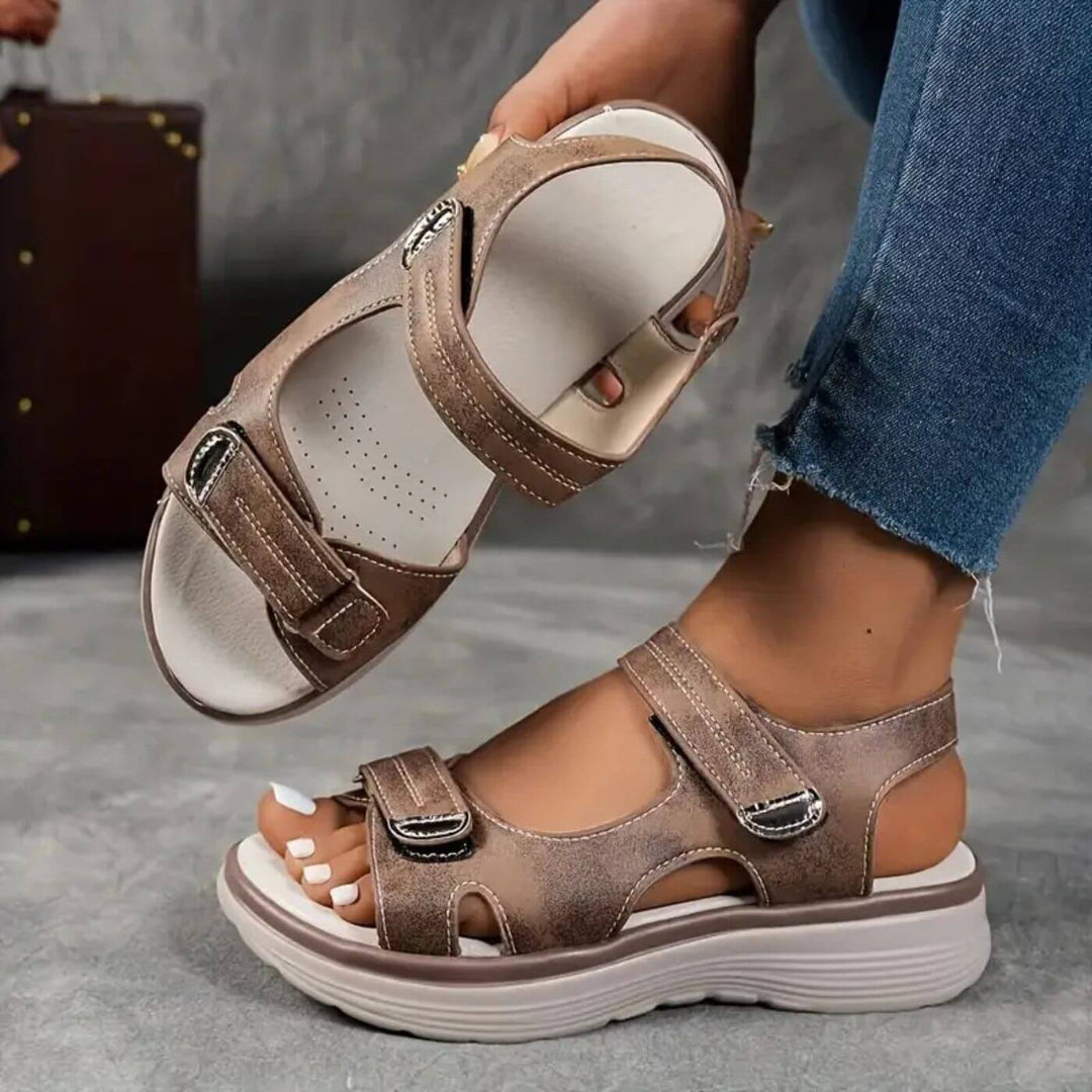 Hilde™ – Bequeme Orthopädische Keilsandalen