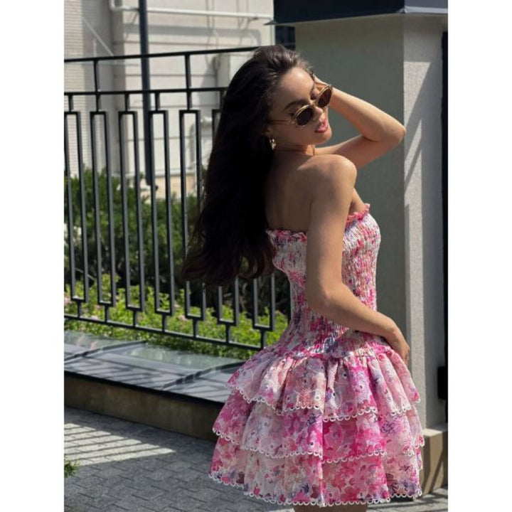 Sommerliches Blumen Kleid kurz schulterfrei für Freizeit & Urlaub