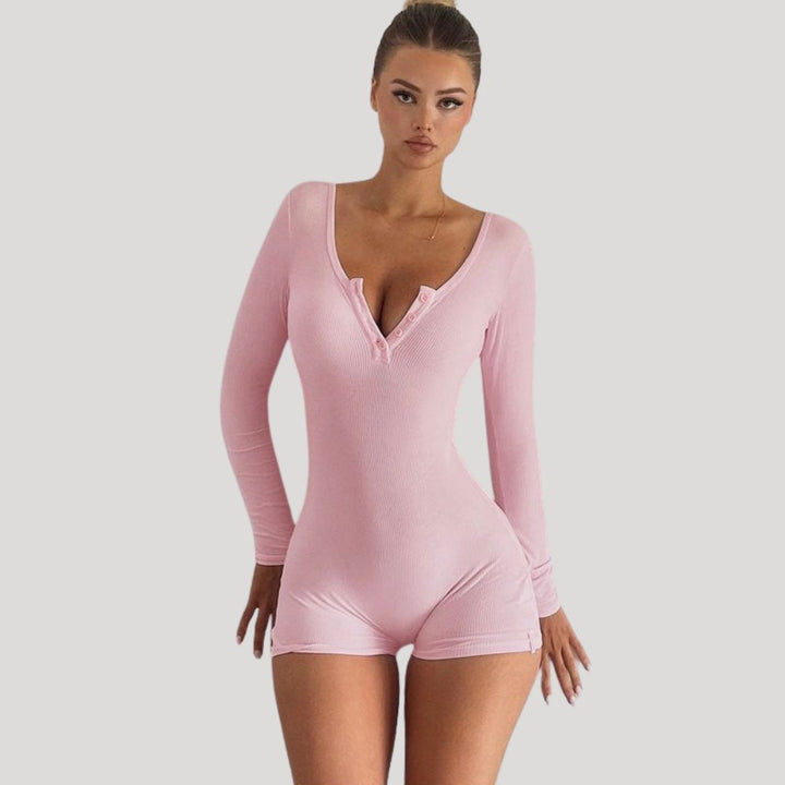 Figurbetonter Jumpsuit aus Rippstrick