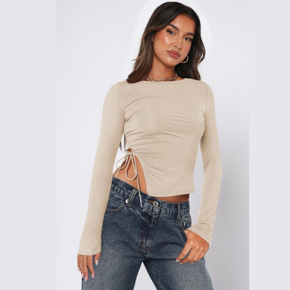 Elegantes figurbetontes Oberteil mit seitlichen Raffungen